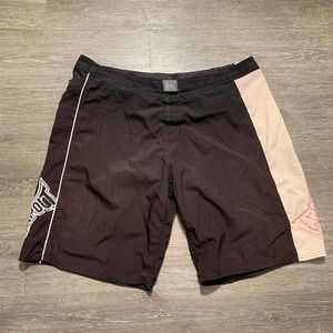 Tapout UFC Fight Shorts Mens 40 Black White High Rise Graphic Combat Nylon Adult